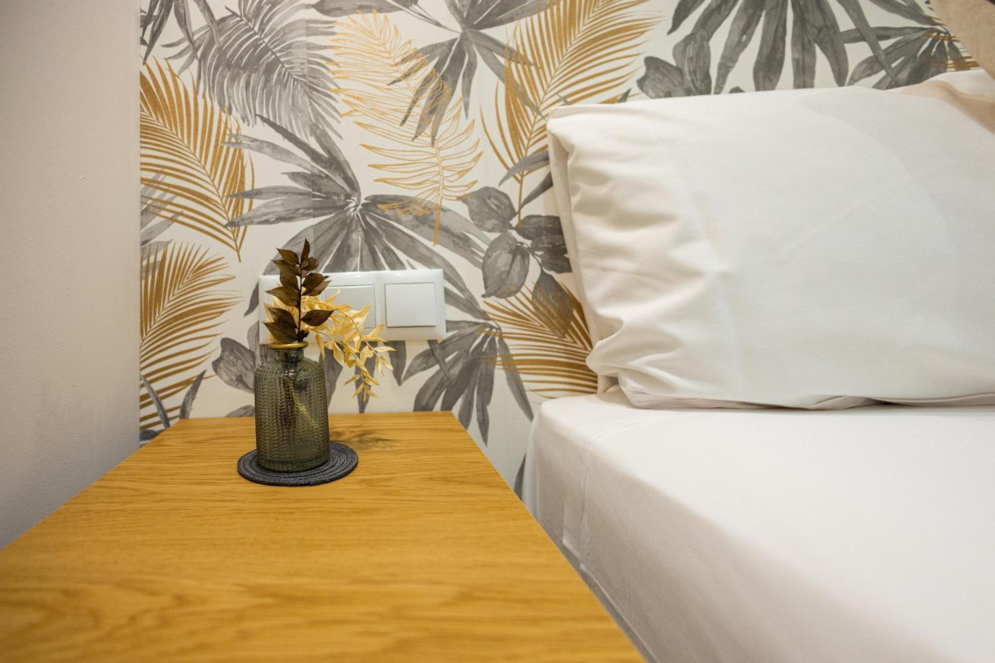 Florit Flats - The Serreria Rooms Valencia Exterior foto